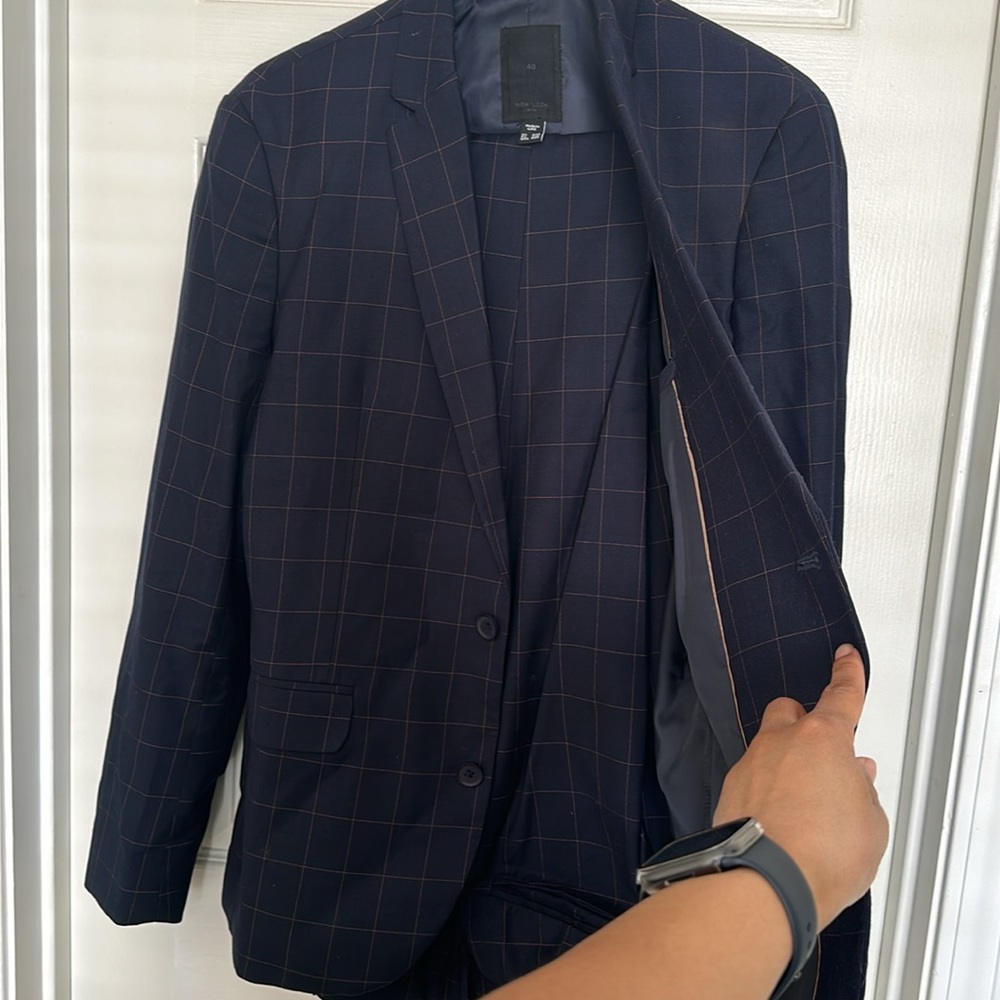 Men’s Suit - image 2